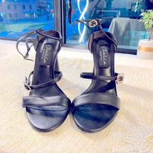 Size 8.5 strappy sandals with heels